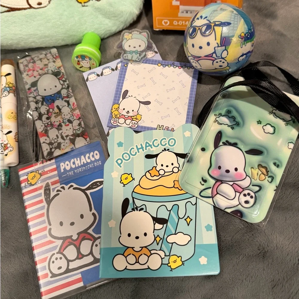 💚Sanrio Pochacco Green Plush Tote Bag with snap closure and 20+ Accessories